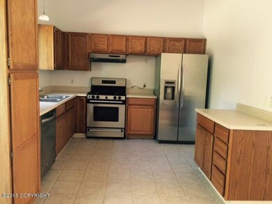 Marcell full kitchen