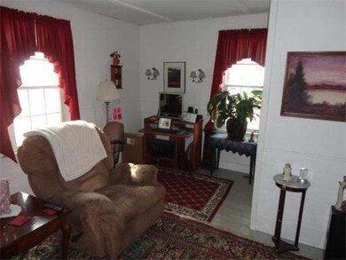 65 Freedom St, Hopedale, MA 01747 - photo 6