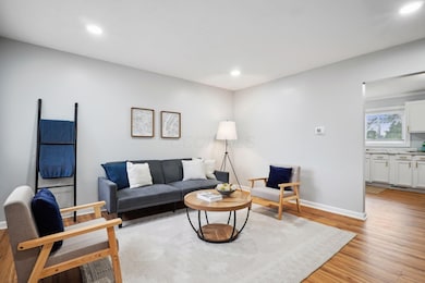 3-web-or-mls-3783-laguna-dr