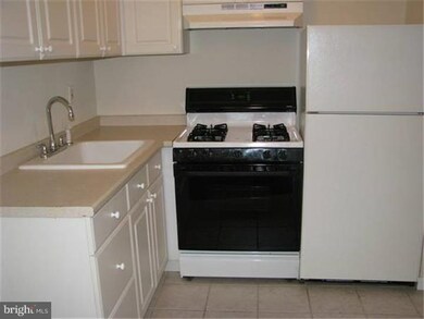 23 W Oakland Ave unit 8, Oaklyn, NJ 08107 - photo 4
