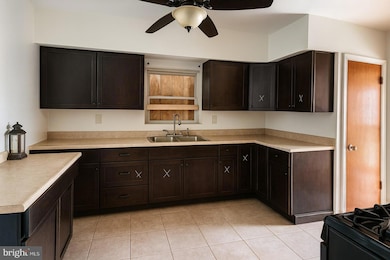 419 31st St, McKeesport, PA 15132 - photo 5