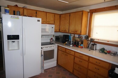 3923 Halsey Place, Columbus, OH 43228 - photo 3