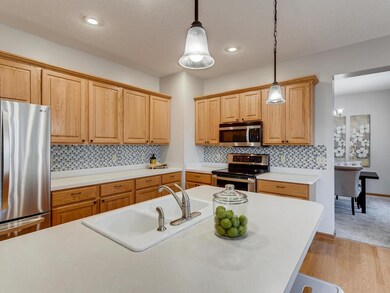 18222 87th Place N Osseo MN-004-009-Kitchen-MLS_Si
