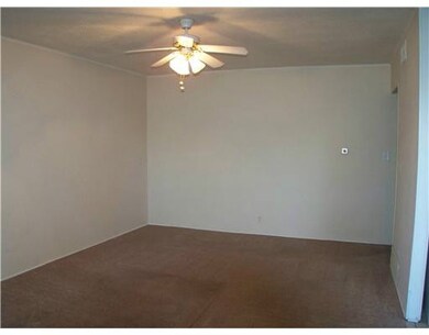 1401 W Sycamore St, Rogers, AR 72758 - photo 2