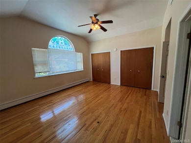 32 Hammond Rd unit 2, Glen Cove, NY 11542 - photo 6