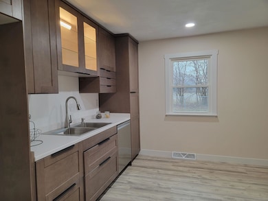 2449 S Dewey Ave, Beloit, WI 53511 - photo 3