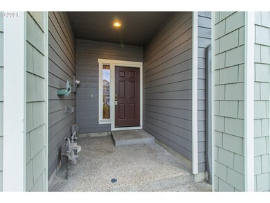 20366 Hoodview Ave, West Linn, OR 97068 - photo 4