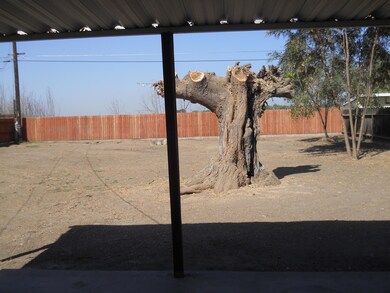 15485 Magnolia Rd, Porterville, CA 93257 - photo 3