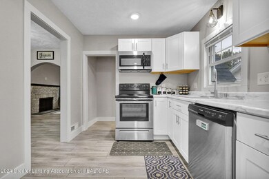 221 E Rouse St, Lansing, MI 48910 - photo 7
