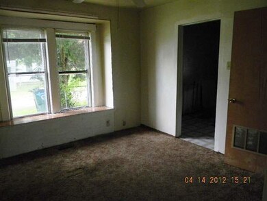 1127 S Ribble Ave, Muncie, IN 47302 - photo 4