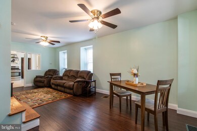 116 Broad St, Spring City, PA 19475 - photo 4