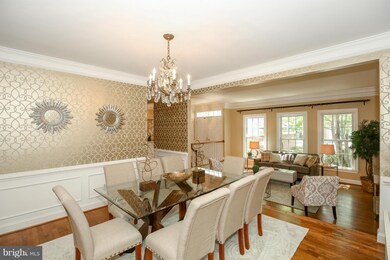 9479 Turnberry Dr, Potomac, MD 20854 - photo 6