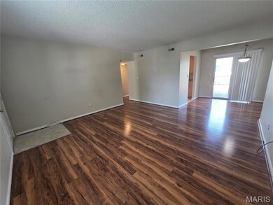 1723 Redbird Cove unit 1723, Saint Louis, MO 63144 - photo 5