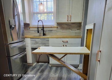 2913 Martin Luther King Ave, Flint, MI 48505 - photo 6