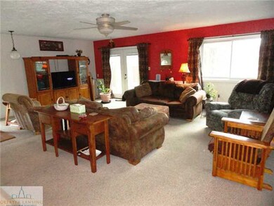 635 W Berry Ave, Lansing, MI 48910 - photo 6