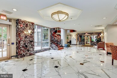 The Williamsburg unit PH09, Arlington, VA 22201 - photo 5