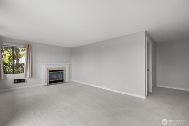 10106 Greenwood Ave N unit 203, Seattle, WA 98133 - photo 5