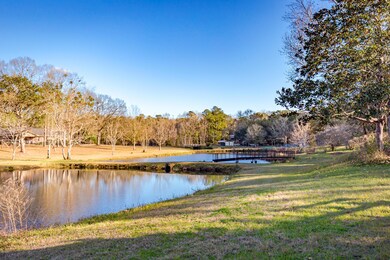 3611 Manchester Rd, Moss Point, MS 39562 - photo 2