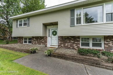 18 Elward Rd, Troy, NY 12180 - photo 7