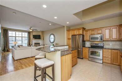 1404 NW 141st St unit 4, Clive, IA 50325 - photo 5