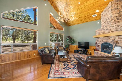 05_Living Room2