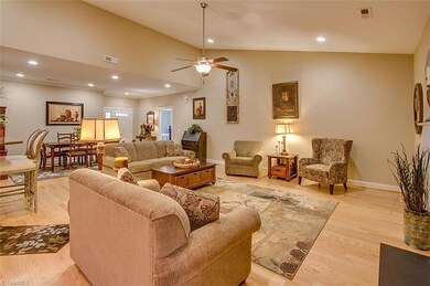 219 Landis Ct unit 11, Asheboro, NC 27203 - photo 6