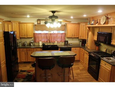 300 Winterset Rd, Garnet Valley, PA 19060 - photo 3