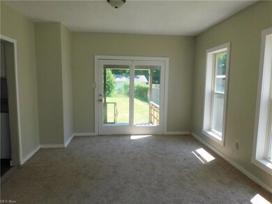 232 Whitney St, Conneaut, OH 44030 - photo 7