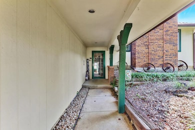 1940 S Lori Ln, Wichita, KS 67207 - photo 2