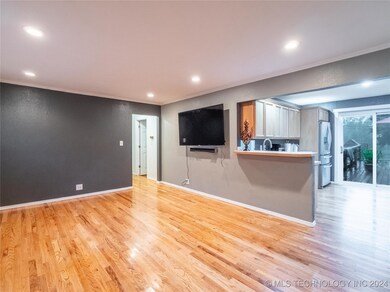 1209 S 14th St, McAlester, OK 74501 - photo 4