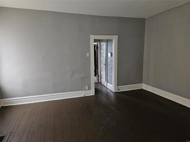 4620 Pope Ave, Saint Louis, MO 63115 - photo 3