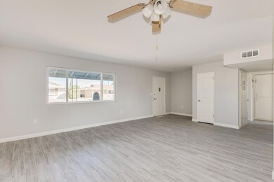 9921 W Pinehurst Dr, Sun City, AZ 85351 - photo 7