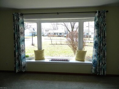 Everyone Loves a Bright Window Seat!!!