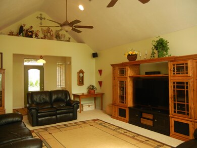 Ted & Cheryls Home 033