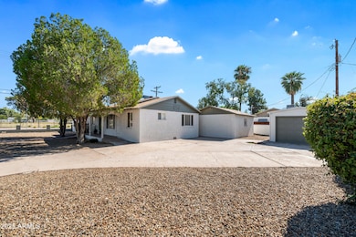 2647 E Whitton Ave, Phoenix, AZ 85016 - photo 6