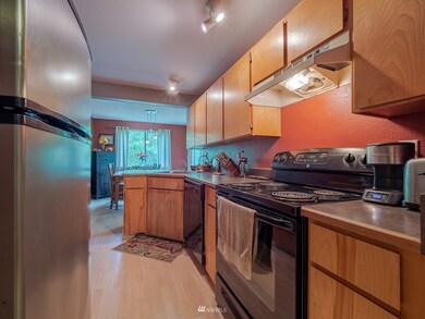 20156 Vikings Crest Loop NE unit 7-204, Poulsbo, WA 98370 - photo 2
