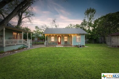 581 E Camp St, New Braunfels, TX 78130 - photo 4