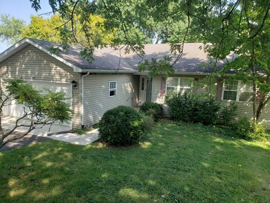 1303 Merrill Ave, Algonquin, IL 60102 - photo 2