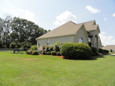 7 Beaver Lake Rd, Laurel, MS 39443 - photo 5