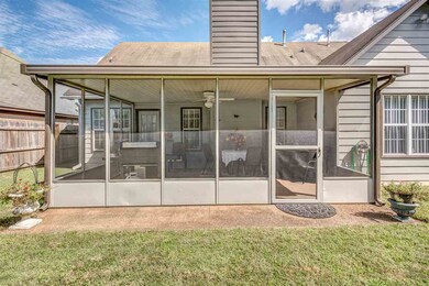 Quality built 20x12 Screened-in Porch/Covered Pati