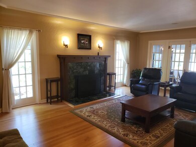 1321 NW Lawnridge Ave, Grants Pass, OR 97526 - photo 6