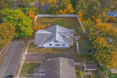 212 Pinewood Ave unit WINTER, Oakhurst, NJ 07755 - photo 4