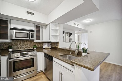 The Charleston unit 201, Arlington, VA 22201 - photo 7