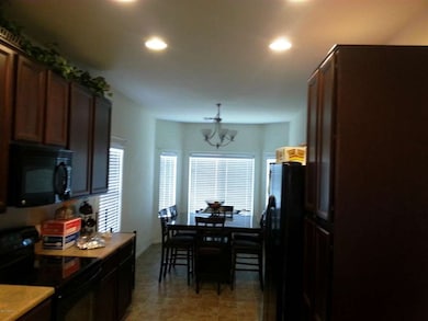 KITCHEN DINING