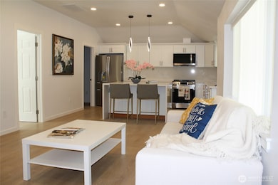 Open Kitchen/Living Room