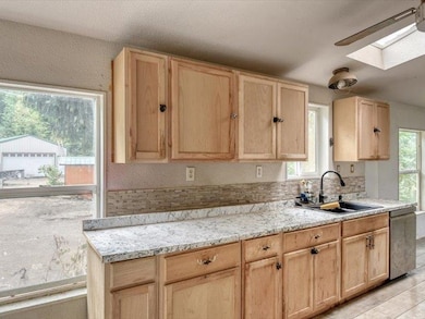 11641 N West Newman Lake Dr, Newman Lake, WA 99025 - photo 7