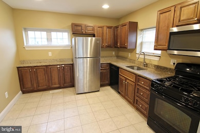 63 Columbus St, Bridgeport, PA 19405 - photo 4