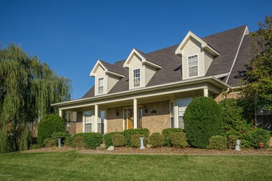 9003 Fox Chase Rd, Louisville, KY 40228 - photo 4