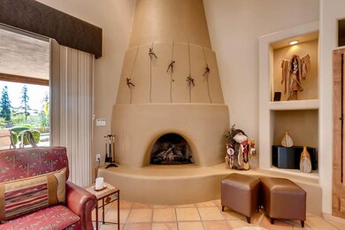 CHARMING BEEHIVE GAS FIREPLACE