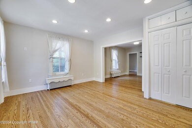 701 Scott St, Stroudsburg, PA 18360 - photo 2